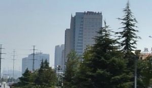 满五唯一免个税一梯两户板房,实用小三房