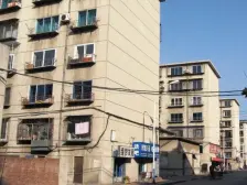 古城乙区 两室精装中间楼层 诚心出售