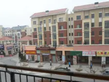 海府人家两室南北通透装修好有仓房位置好近车站市场