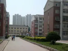 主城区 配套齐全 南北通透户型 近轻轨站