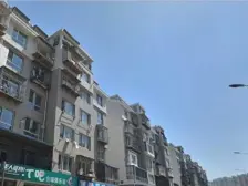 民馨小区 楼龄新 诚心卖 看房方便