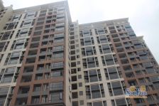 精装2房改3房,保养好,成熟的购物社区。