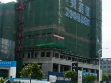 西平地铁口次新房,业主自住保养好,带1个车位出售