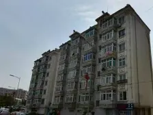 黄河路 两室简单装修 格局方正 采光充足 位置好