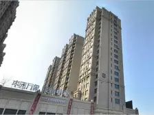 华南商圈 三室好房 带露台 出门即是公园 近公交