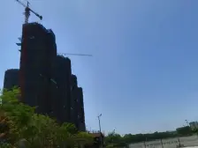 保利人车分流 次新房电梯前排 2室精装 近地铁口