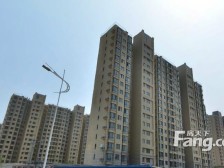 两室中间楼层近小区出入口前面无遮挡装修好拎包入住