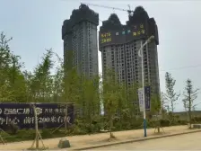 万达海公馆 精装修联排电梯别墅 南北园拎包入住