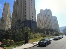 空中别墅、全天采光、户型方正。