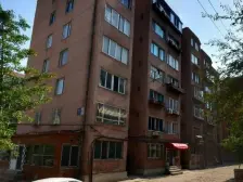 怡和街 两室 中间楼层 无坡 近车站