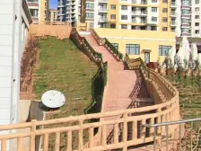 大学城,南北通厅,装修保持好,拎包即住。