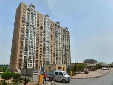 小孤山中里 南北两室 能开门头做生意 诚心出售