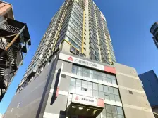 三八广场 友谊医院旁 好出租 急售 办公 住都可以