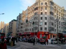 5楼 哈体院 大成新吉商城 装修好 晚市场