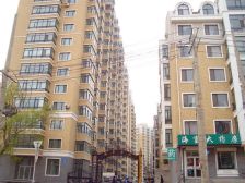 海富康城A区四楼四室两卫嘎嘎板正