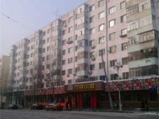 新发小区D区 建成1994 格局板正 诚心出售