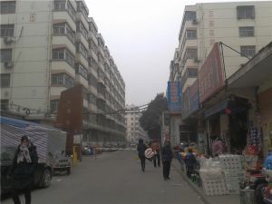 三英花园1室2厅南北