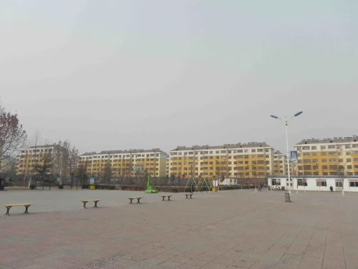 九级塔花苑4室1厅1卫南北朝向450.00元/月出租