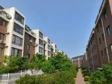 此房南北通厅通卧,位置好,不挡光