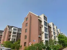 一楼大花园好房 南北通厅两室 位置好 近地铁 芙蓉小80