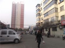 地铁口,中间楼层,南北格局,户型方正,采光通风俱佳