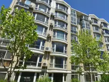 恒达花园电梯9楼 3室1厅 南北向 落地窗户