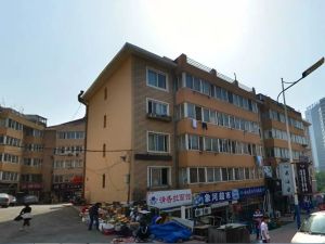 多层南北通透非顶,自住保持好随时可看,诚心出售