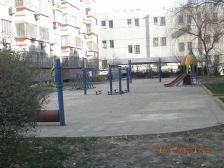 中间楼层,诚意出售,看房方便。。