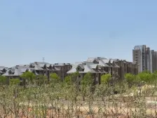 *电梯房 精装两室 楼层好 生活方便