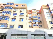 南北通透 非顶楼 外墙保温已做完 近解放广场菜市场