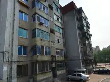 户型方正,采光充足,近车站,近市场