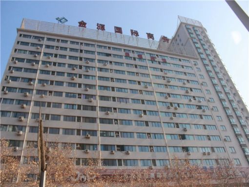 金源国际1室1卫西朝向800.00元/月出租