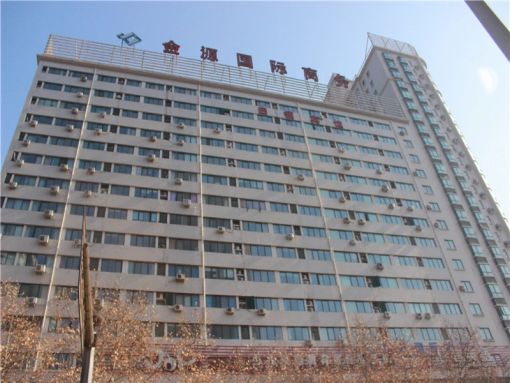 金源国际1室1卫南朝向1200.00元/月出租