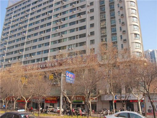 金源国际3室2厅2卫南北朝向2900.00元/月出租