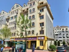 哈佛剑桥双博士 精装四室五明 有花园花台 相当于2楼