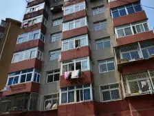 联排小别墅,简装,适合各类人群