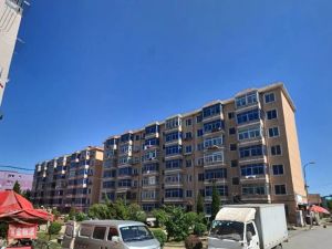 此房产权证满五年双南挑担户型配套设施齐全