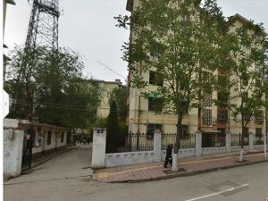 健康西路9号院精装婚房带家具家电有双气、拎包入住