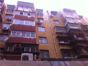此房是商品房老城比较好的地方青年宫地铁口多层宜居房