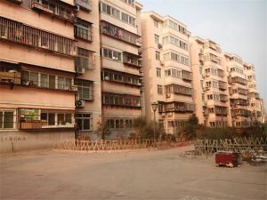 春都路中段出行便利成熟社区配套齐全