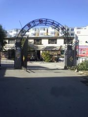 县府街祥和小区 钻石3楼 停车方便交通便利一中八中