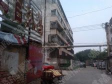 铁塔寺小区单位领导人才能分的房子一楼还带小院有钥匙