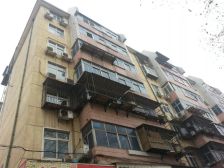 长安路小区环境优美房子采光刺眼