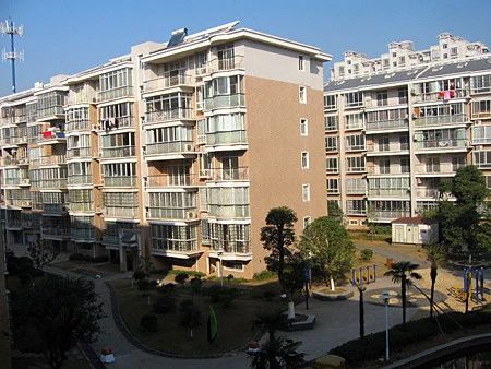 仁和家园1室1厅1卫南朝向600.00元/月出租