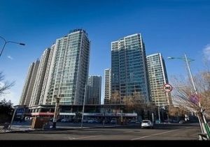 如意河畔万达商圈市政府旁地铁口旁大四居诚心卖