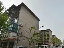 古城甲区,好房子,有一个仓房,属于老楼