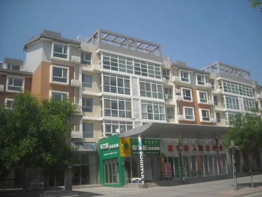 桥华世纪村居华园4室2厅2卫南北朝向2000.00元/月出租