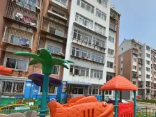 三楼两室配套方便近118.金纺市场,东山路轻轨站