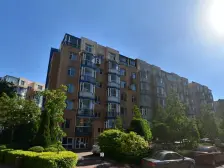 小区南北通厅五层跃层,位置视野好,带五十多平露台。