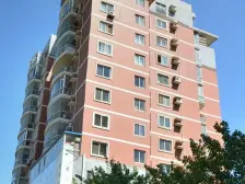 金山苑 小高层 中间楼层 两室两厅 南北通厅通透